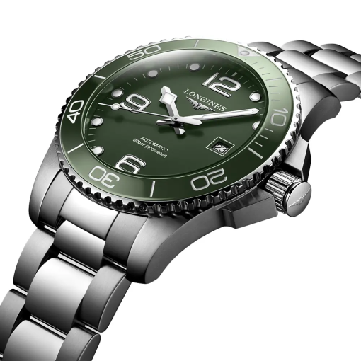 HydroConquest 43 - L3.782.4.06.6 Automatic Green Matt Steel